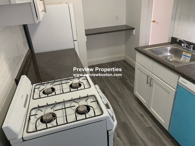 116 Washington St, Brighton