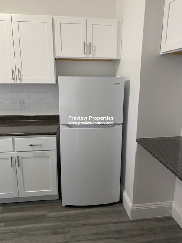 116 Washington St, Brighton