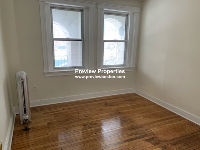 116 Washington St, Brighton