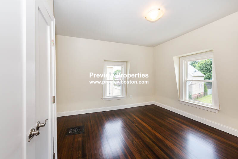 71 Orchard St, Malden