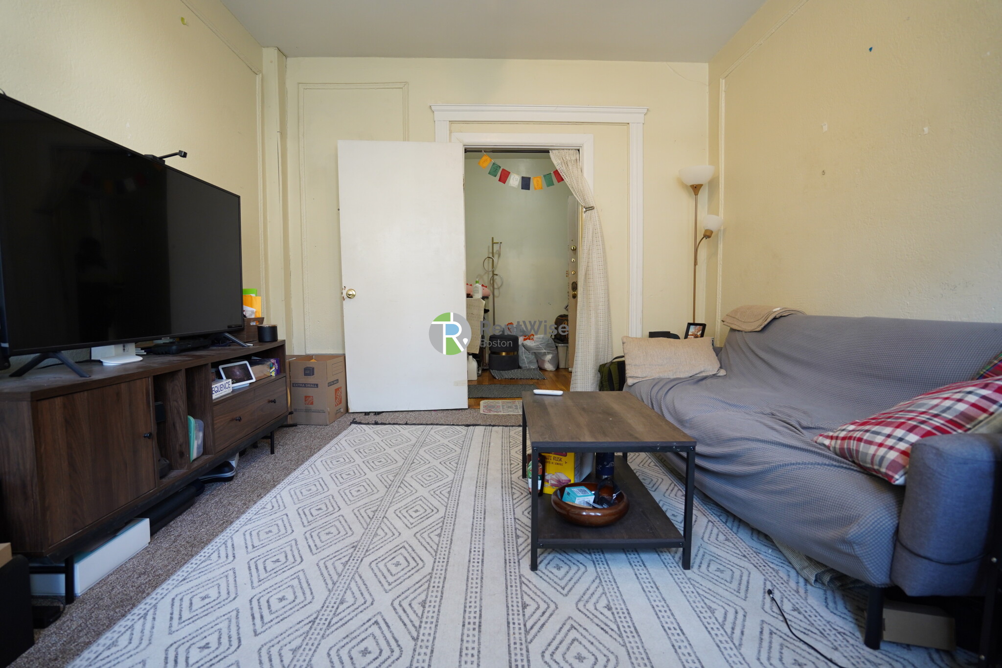 51 Linden St, Allston