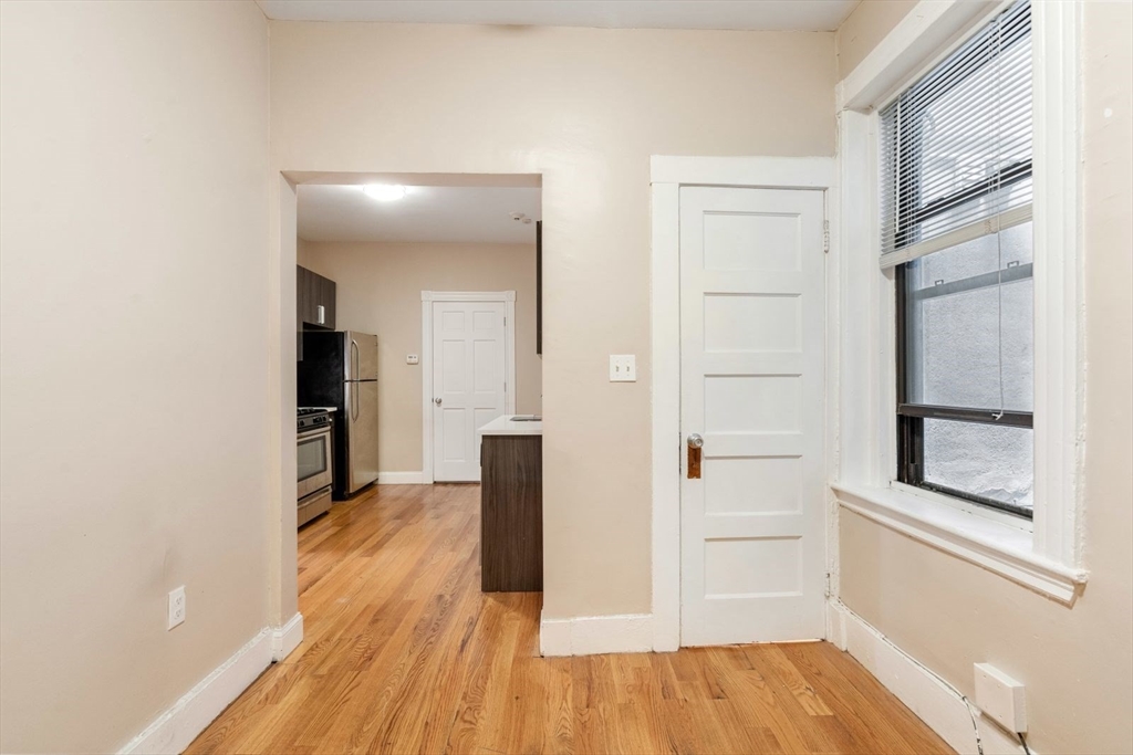 155 Salem St, North End