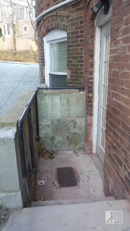 191 Winthrop Rd, Aspinwall Hill