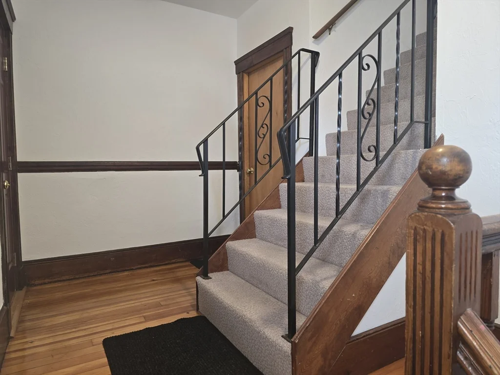 17 Grafton St, Quincy