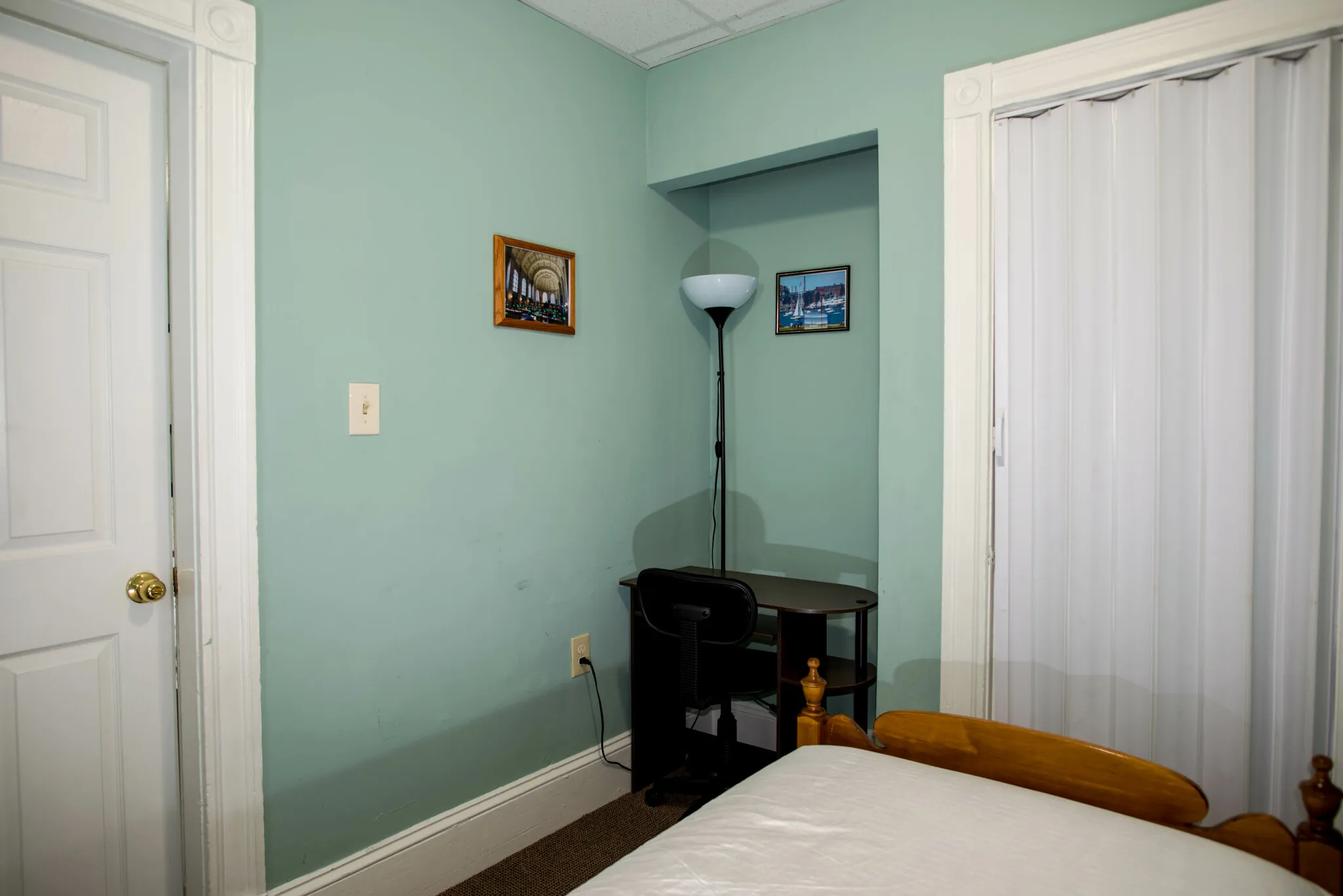 42 Everett St, East Boston