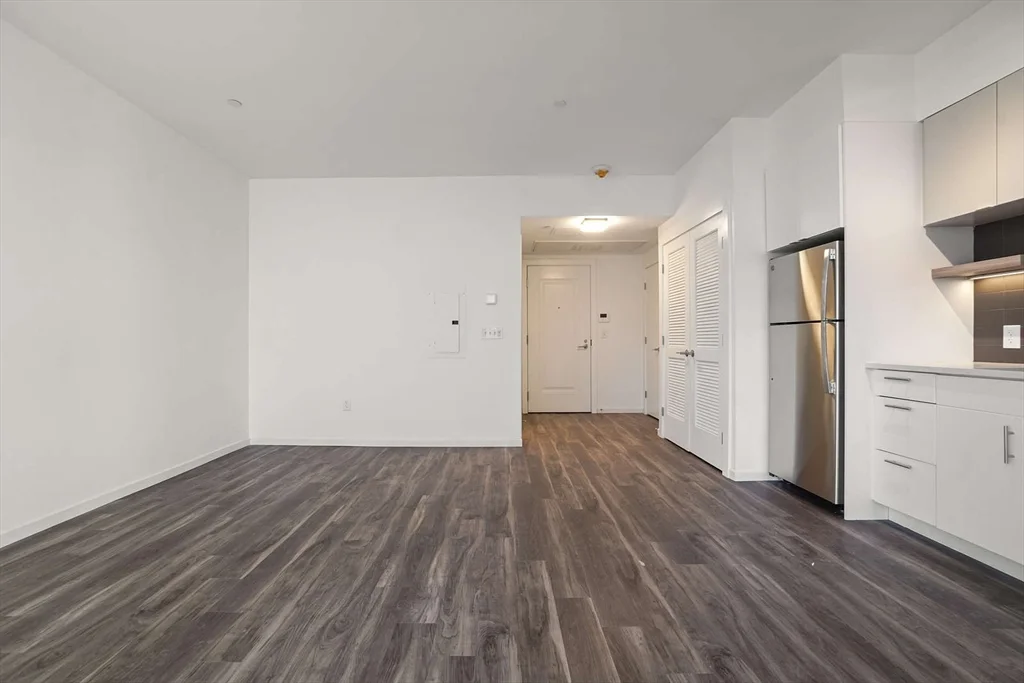 839 Beacon St, Fenway