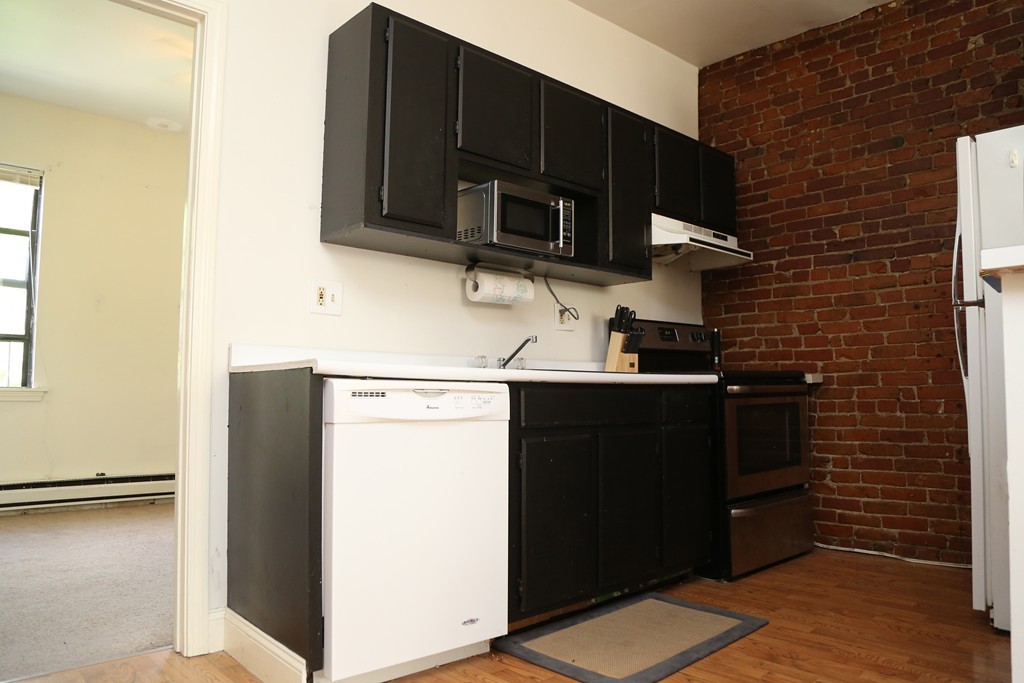 76 E Brookline St, South End