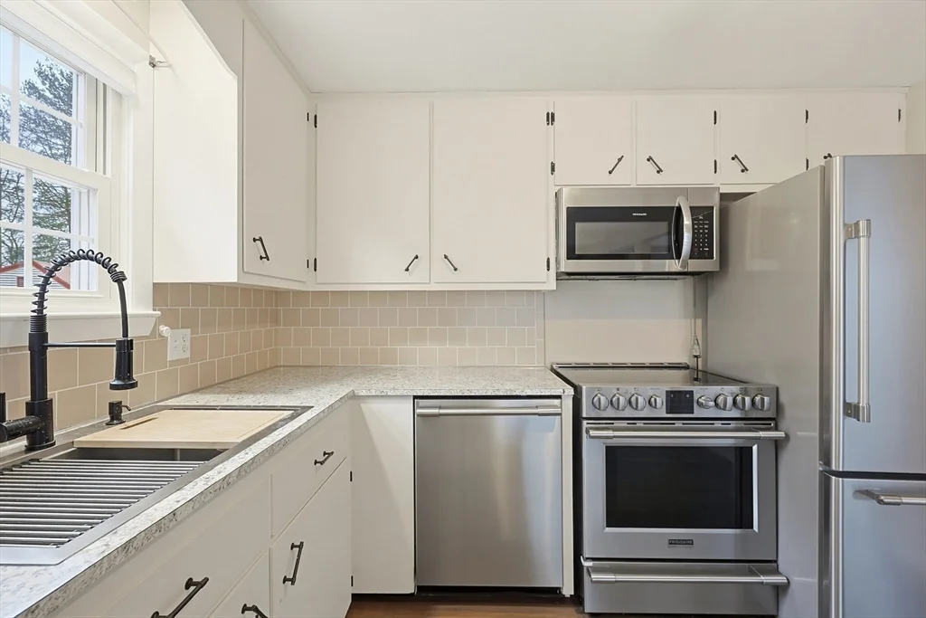 110 Oswego, South Bellingham