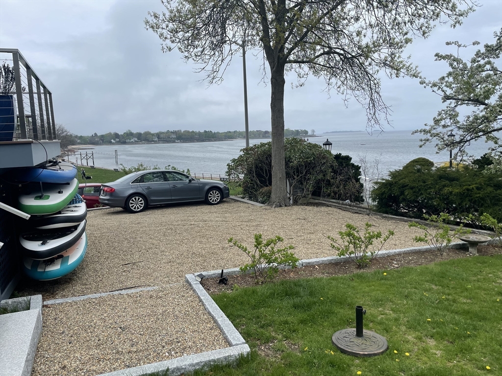 33 Lothrop St, Beverly