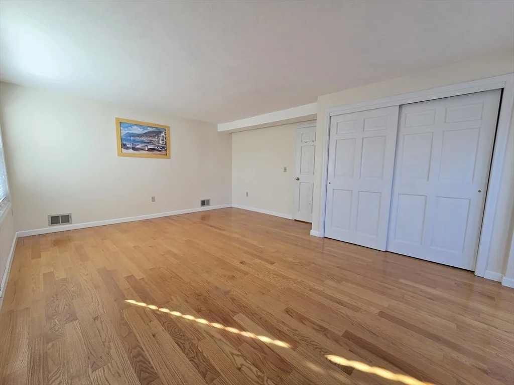 138 Quincy Shore Dr, Quincy