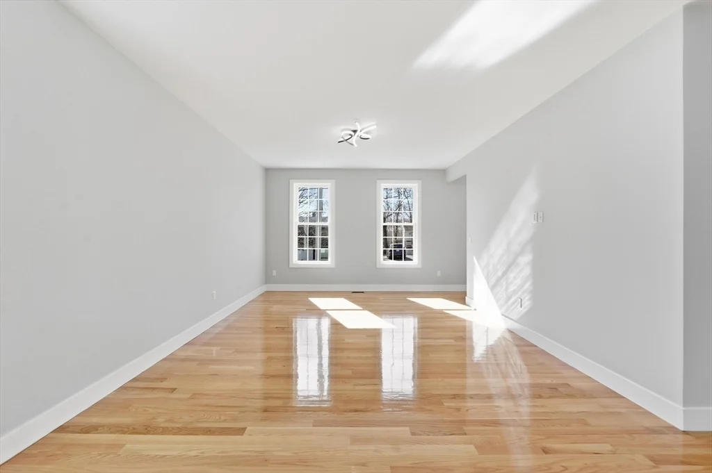 4 Barrows Rd, Worcester