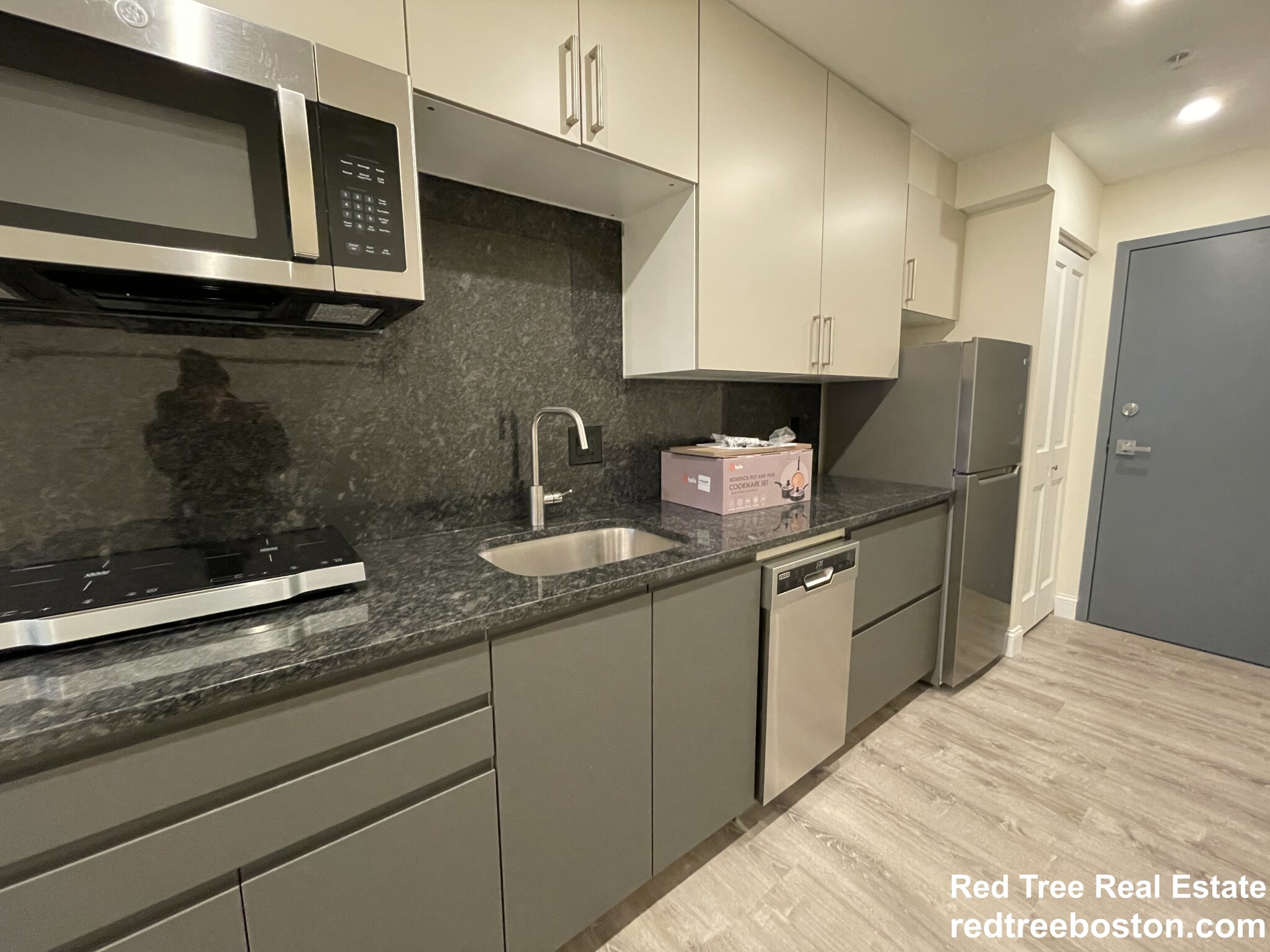 1028 Commonwealth Ave, Boston