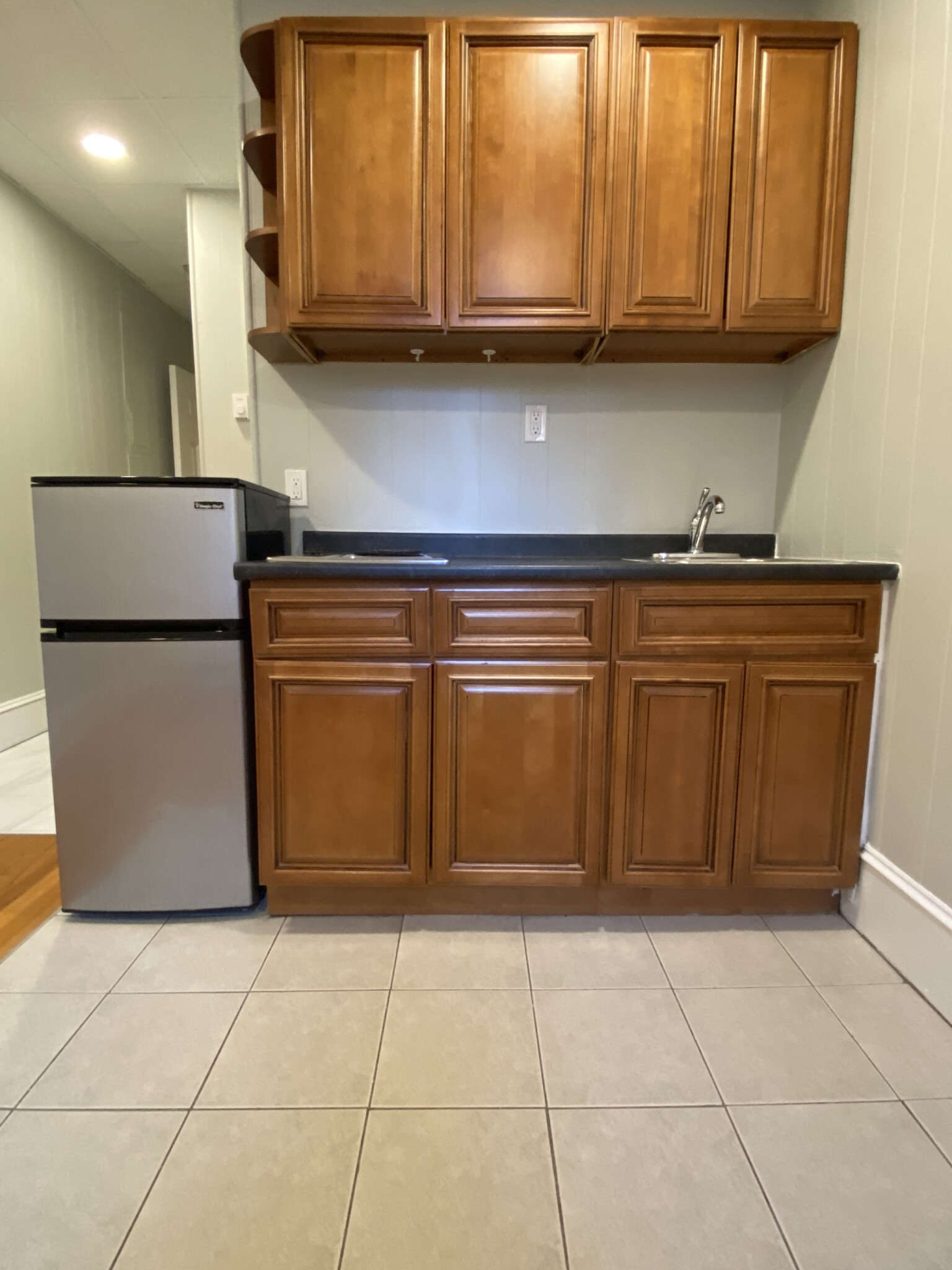 868 Beacon St, Fenway