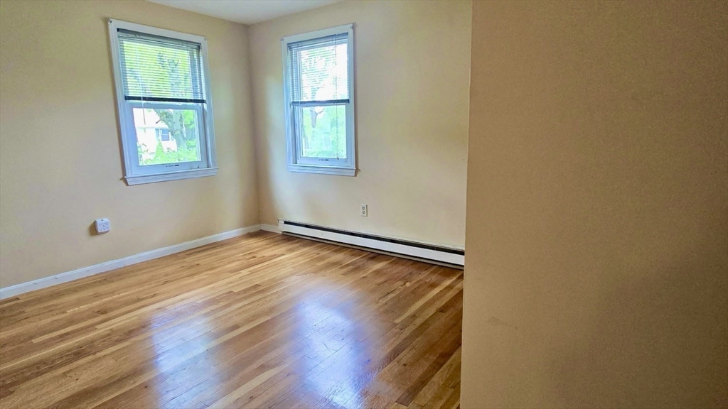 3 Concord Rd, Shrewsbury