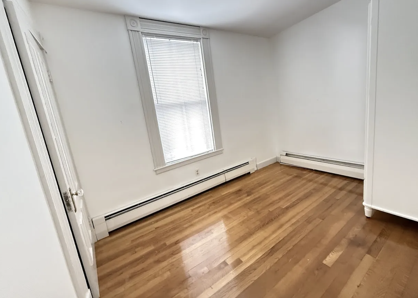 67 Brooks Ave, Newtonville