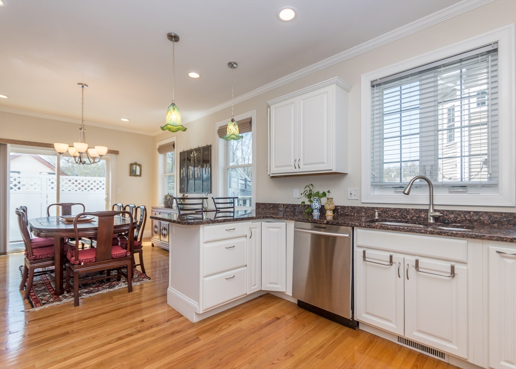 43 Hammond St, Waltham