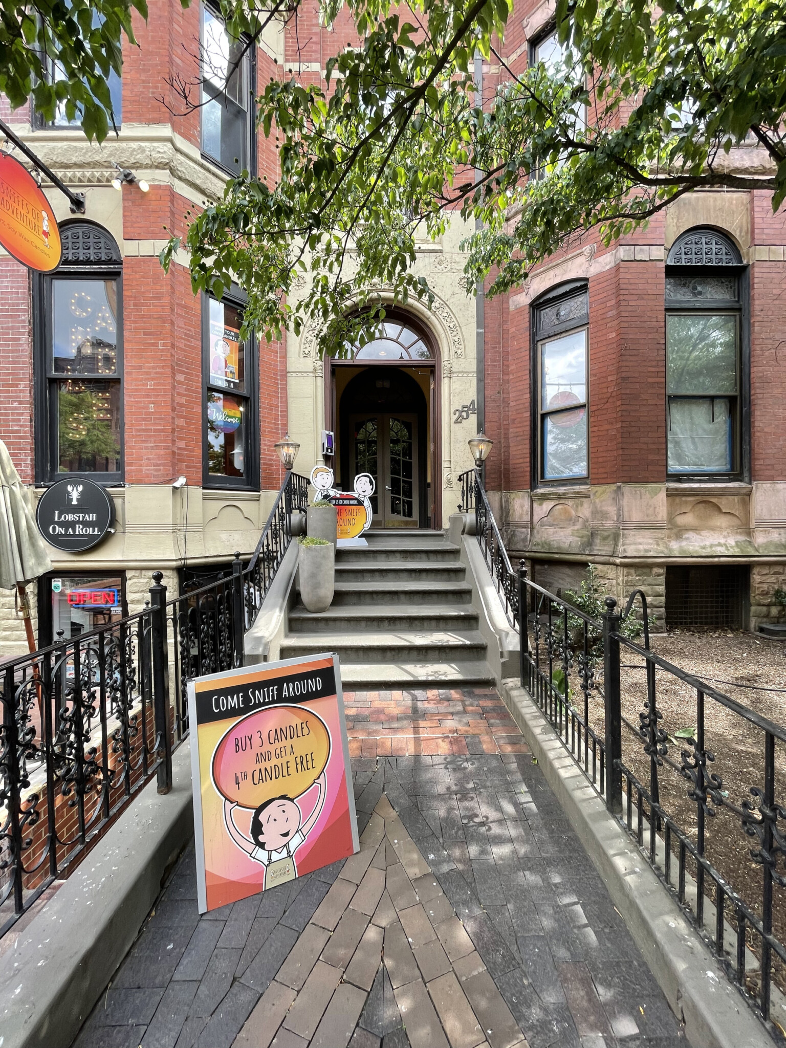 254 Newbury St, Back Bay