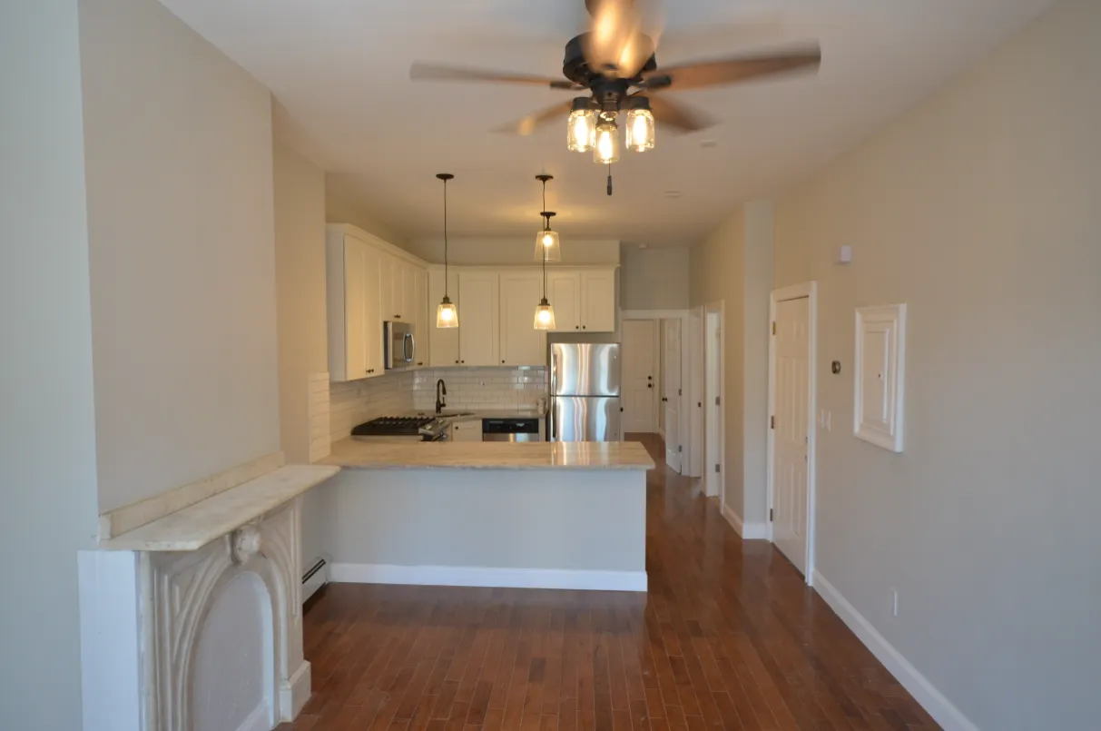 12 Chelsea St, East Boston