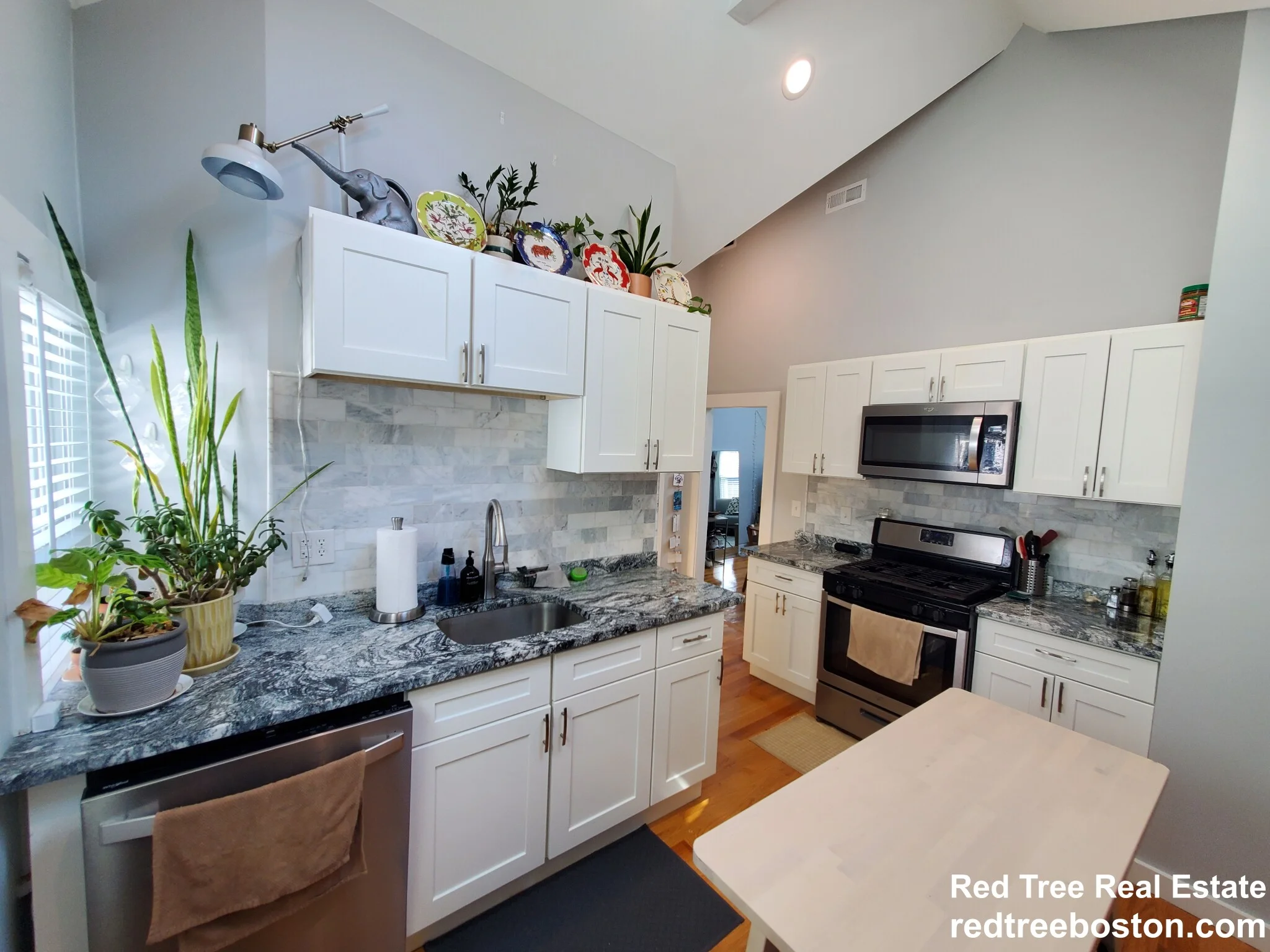 72 Marshall St, Medford