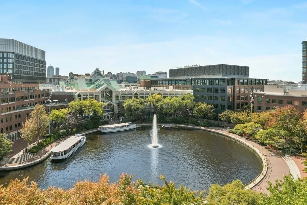 4 Canal Park, East Cambridge