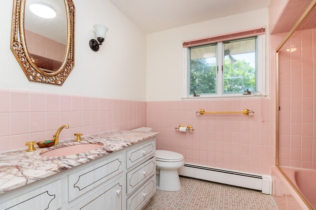 20 Mossdale, Jamaica Plain