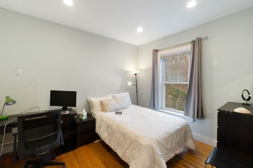 960 Cambridge St, Inman Square