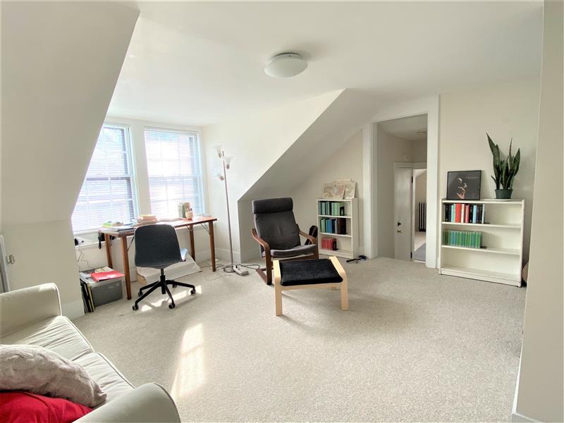 9 Clinton St, Mid-Cambridge