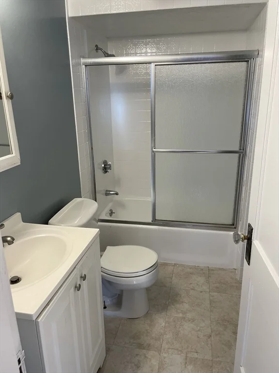 82 Brantwood Rd, West Side