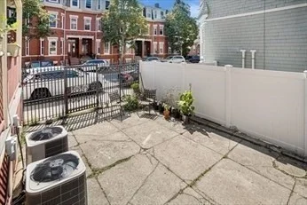 181 M St, South Boston