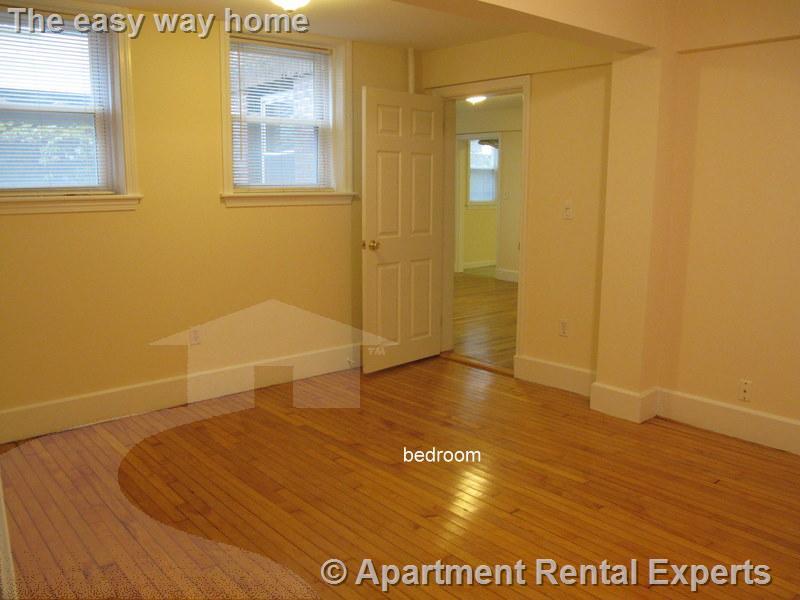 14 Centre St, Central Square