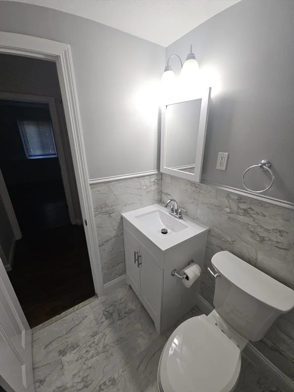 15 Davis Rd, Acton