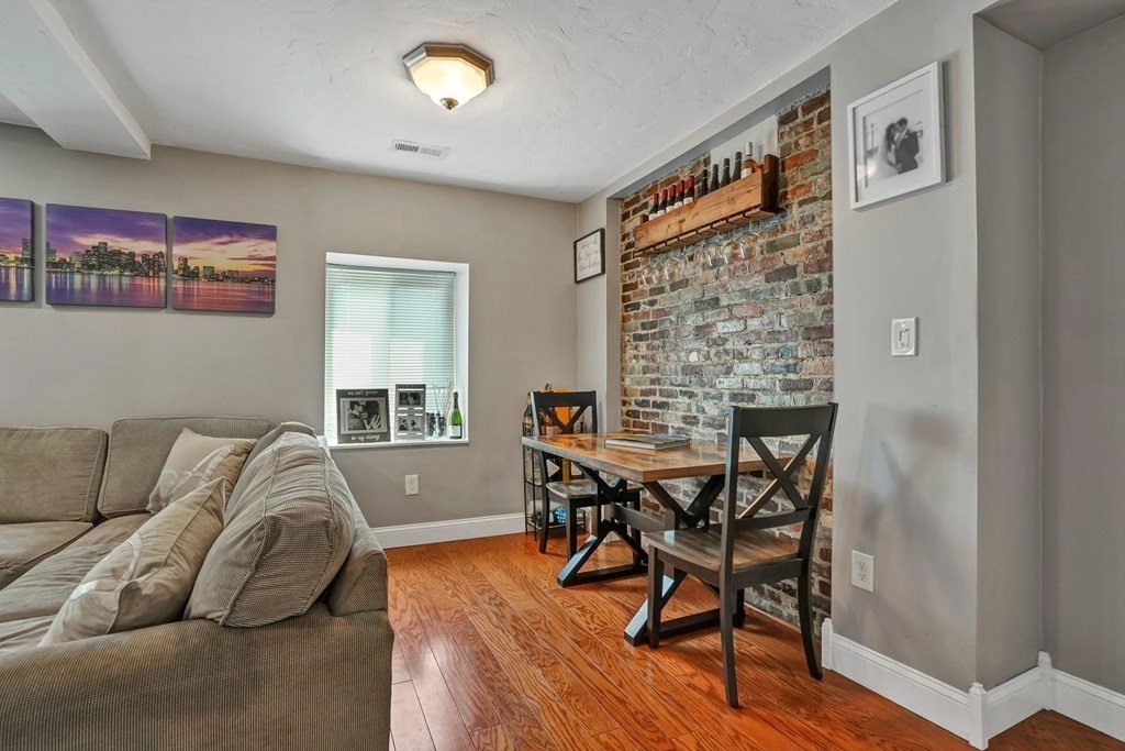 549a East 4th St, South Boston