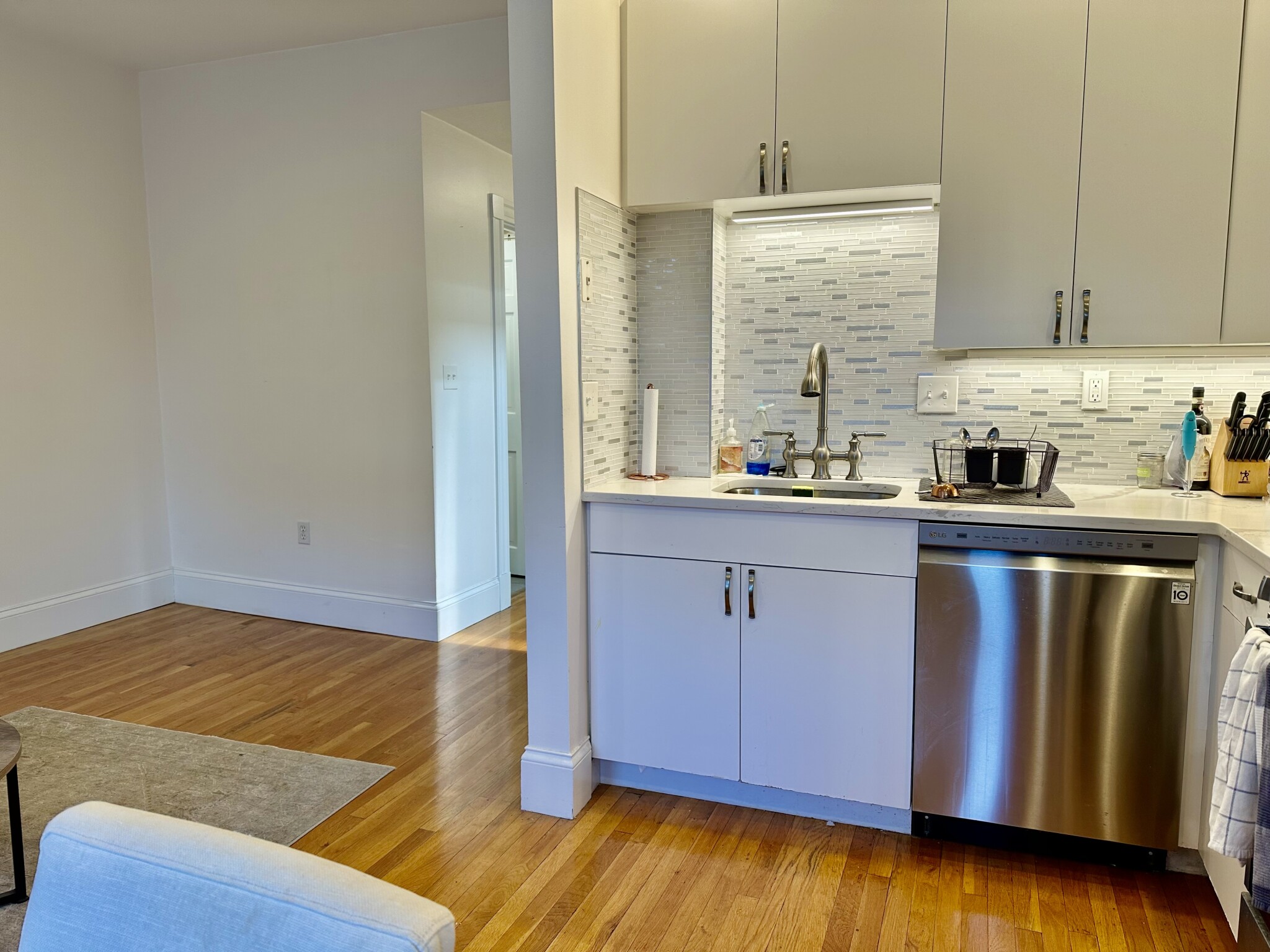 90 West Cedar St, Beacon Hill