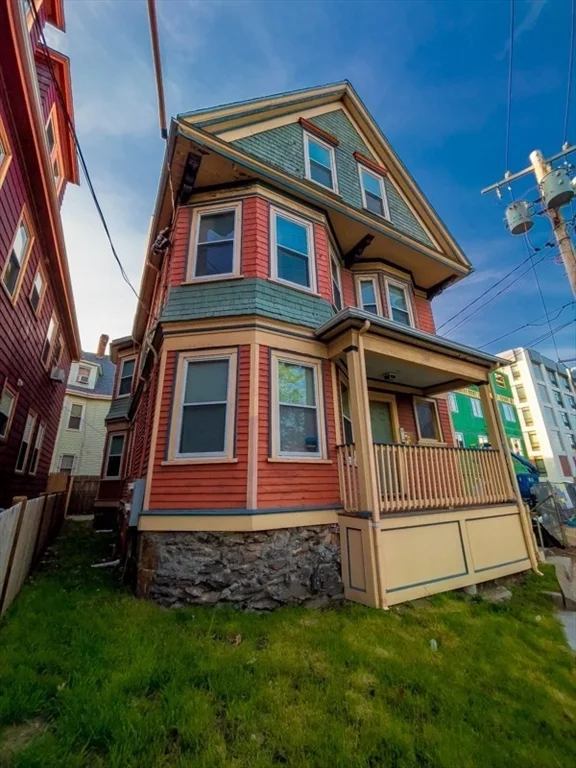 153 Amory St, Roxbury