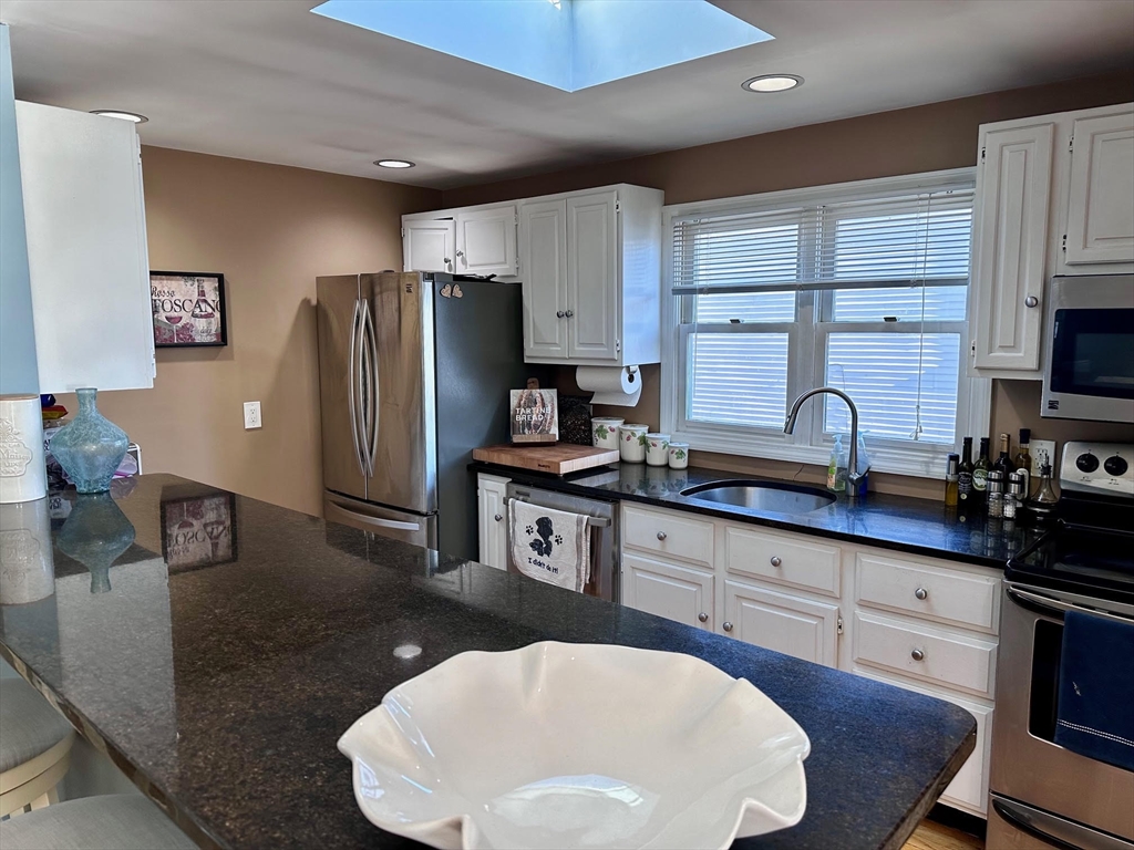 589 East 8th St, South Boston