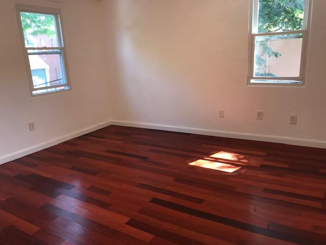 70 School St, The Port