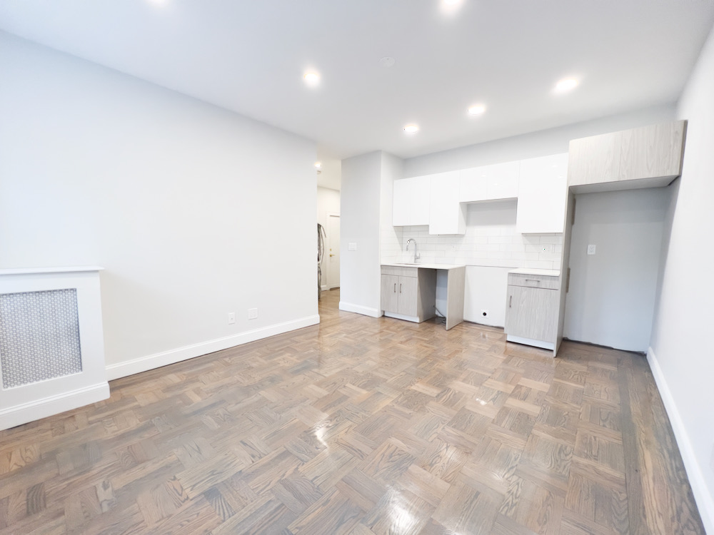 20 Queensberry St, Fenway