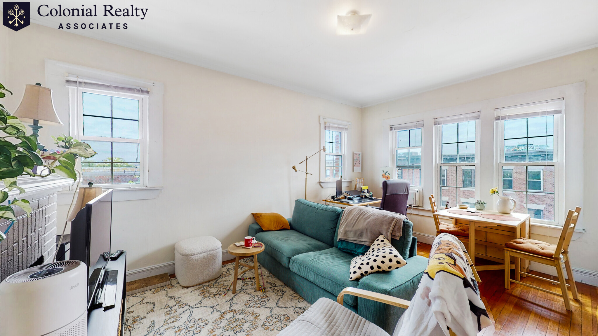 15 Glenville Ave, Allston