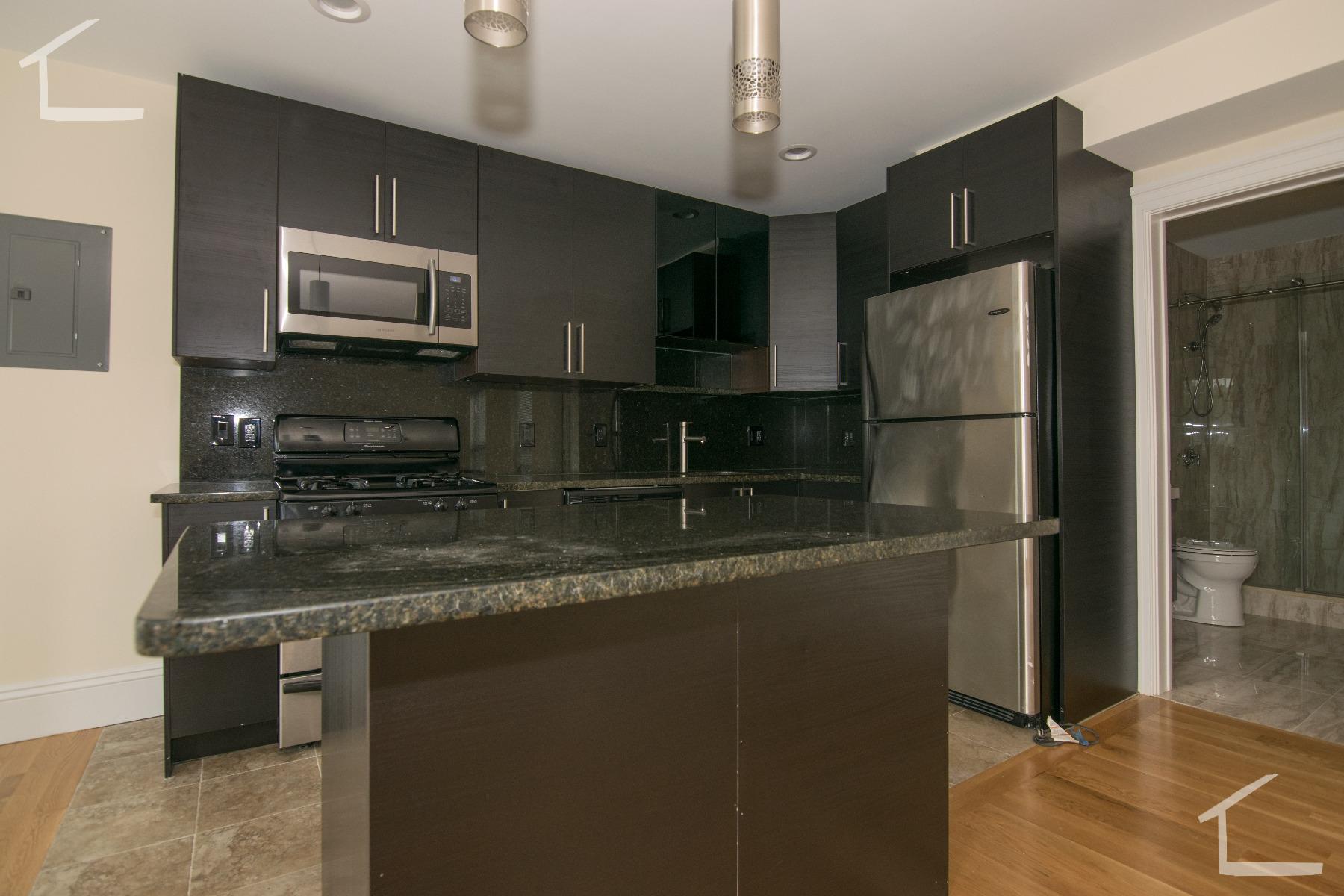 1616 Beacon St, Corey Hill