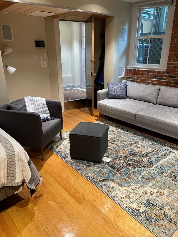 19 Branch St, Beacon Hill