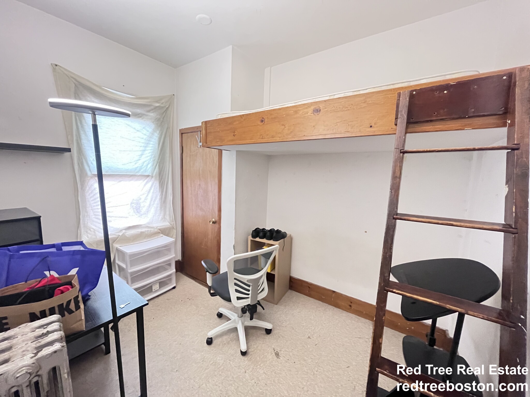 17 Aberdeen St, Fenway