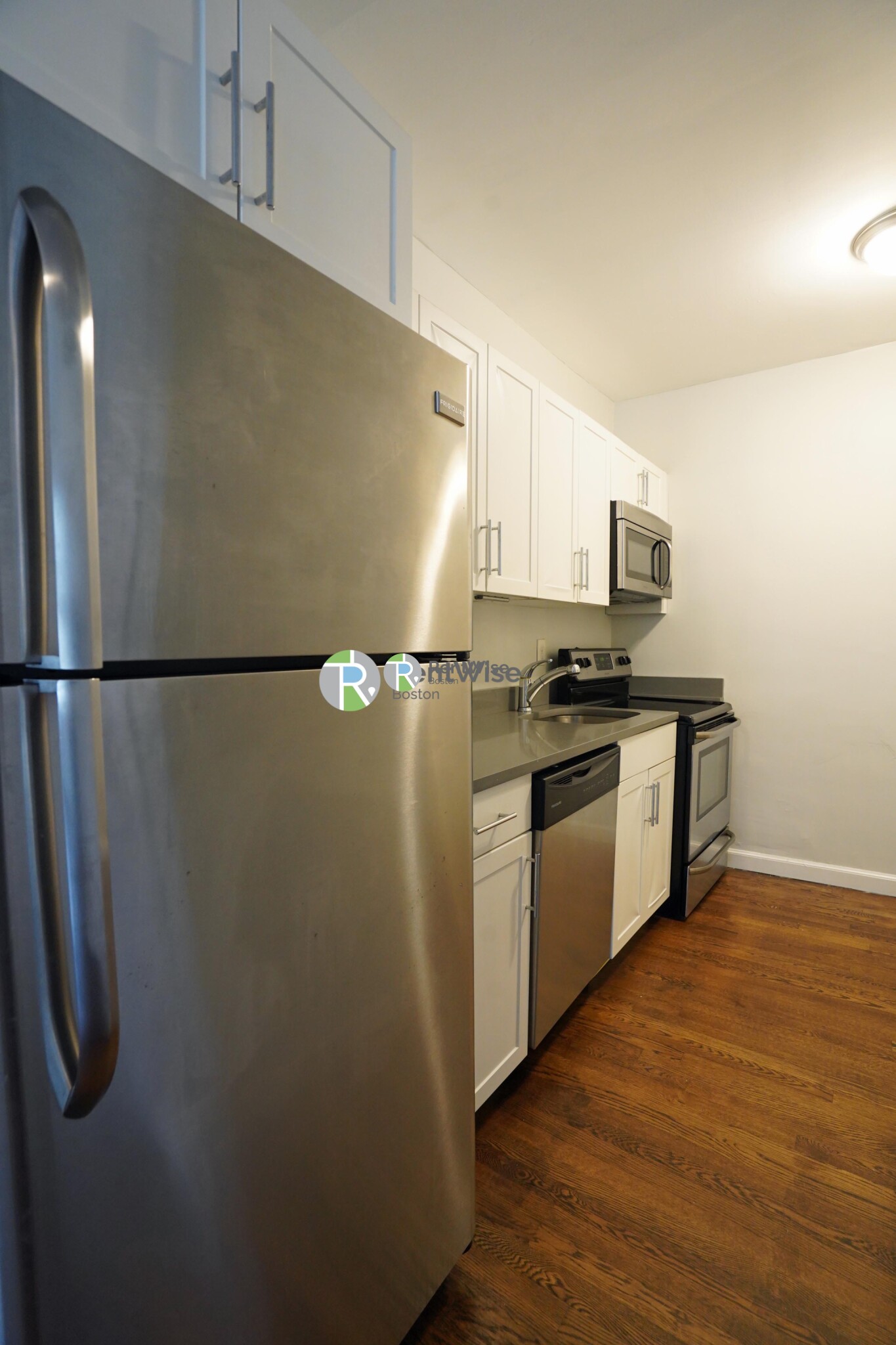 45 Carlton St, Longwood