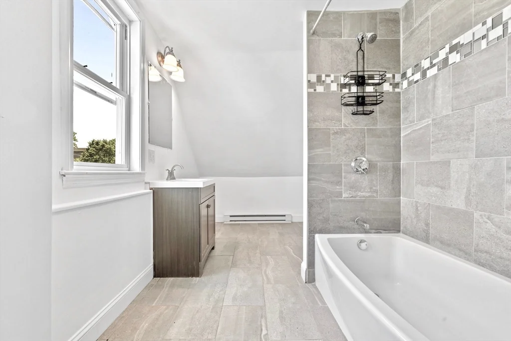 48 Ashland St, Malden