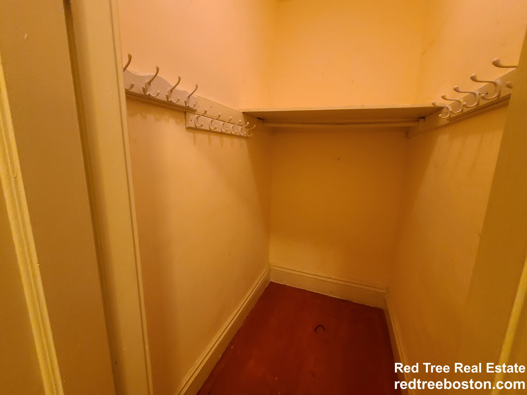 40 Queensberry St, Fenway