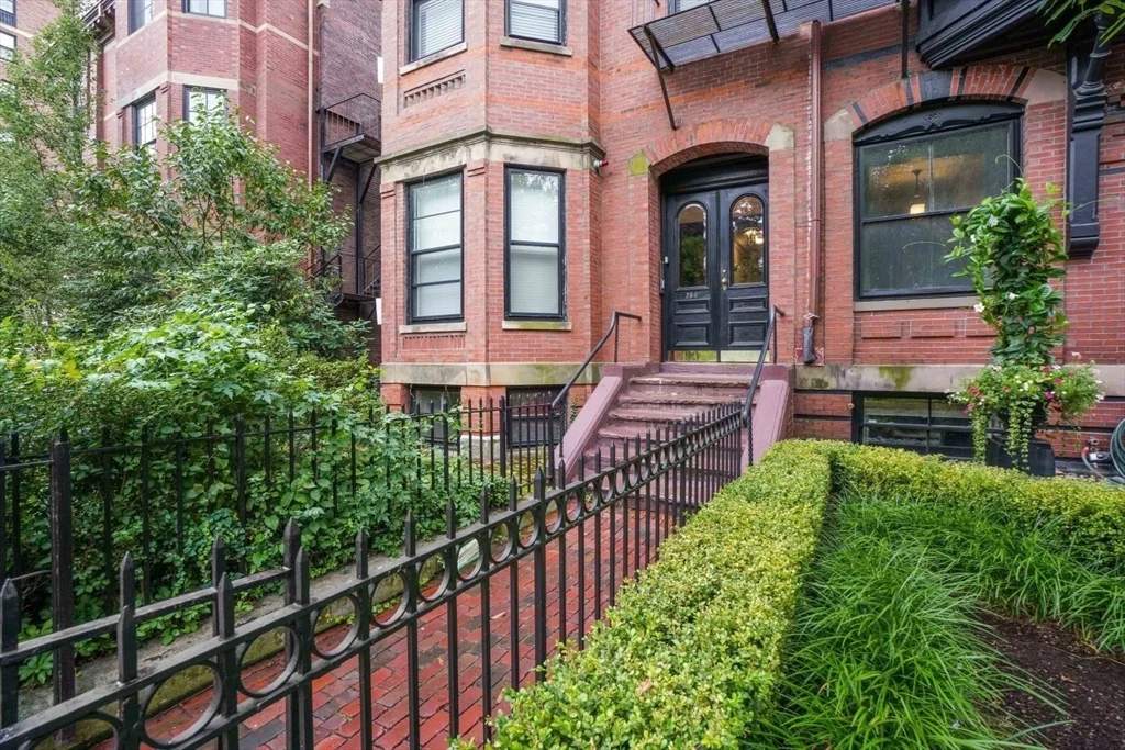 284 Marlborough, Back Bay