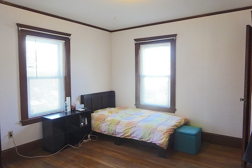 115 Playstead Rd, Medford