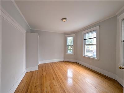 13 Farragut Ave, West Somerville