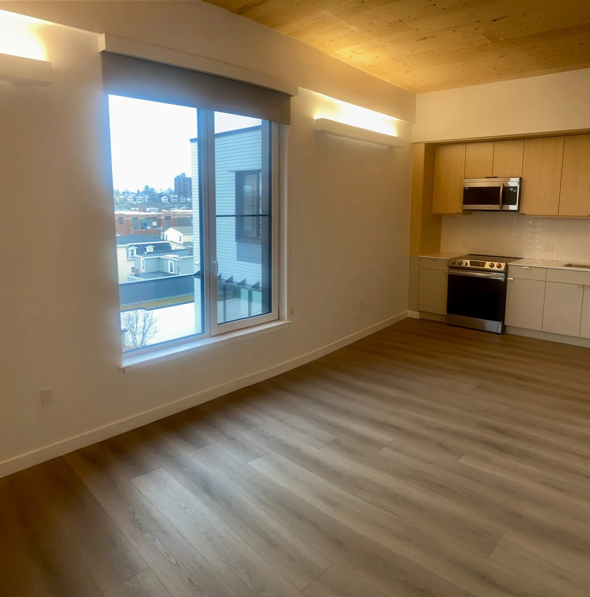 154 Broadway, East Somerville