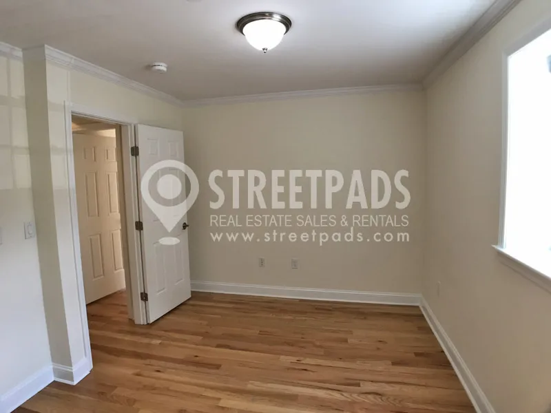 55 Langdon St, Neighborhood Nine