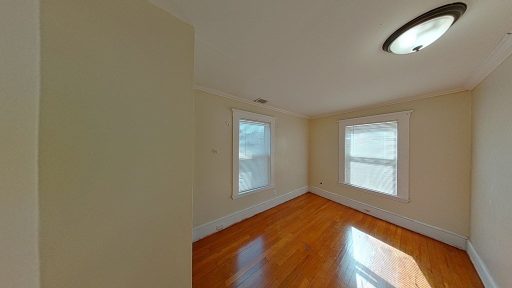 17 Marcella St, Roxbury